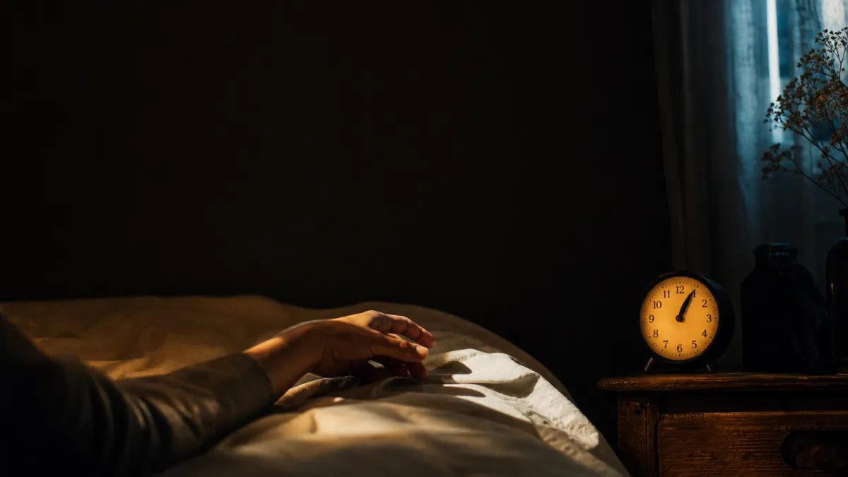 Se réveiller à 1h du matin : signification spirituelle et sens